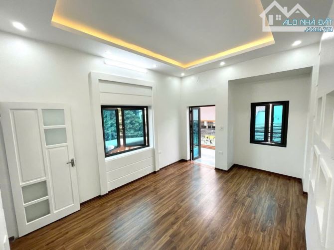 BÁN NHÀ , MẶT PHỐ ,KINH DOANH ,VỈA HÈ ,Ô TÔ  Ở NGUYỄN VIẾT XUÂN ,HÀ ĐÔNG 10 TỶ - 2