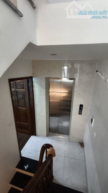 TÂY MỖ BÁN NHÀ MỚI XÂY 6T 40M, CÁCH ĐƯỜNG LỚN 20M, THANG MÁY XỊN XÒ. - 2