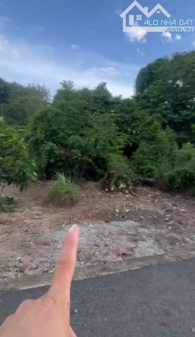 Bán đất đối diện Công An xã , Chợ - 2