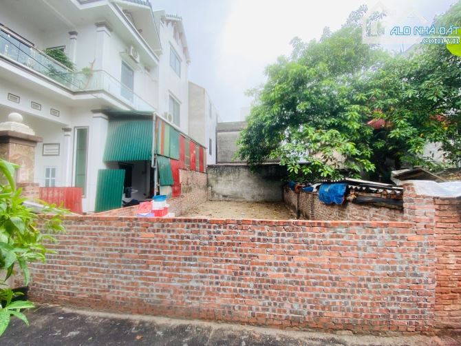 SIÊU PHẨM CÓ 1 0 2! BÁN NHANH LÔ ĐẤT SIÊU ĐẸP TẠI DỤC TÚ- ĐÔNG ANH: 71M2-MT 6M- SHCC. - 2