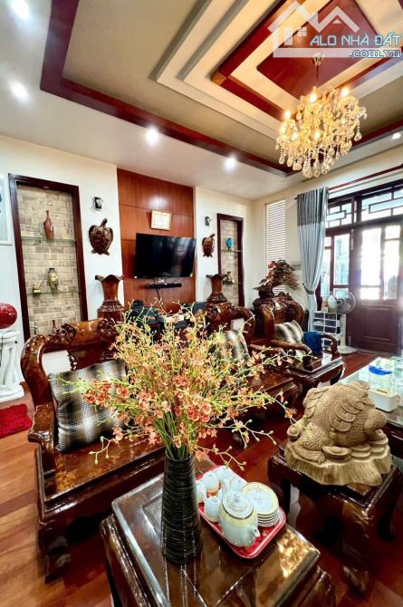 NHÀ ĐẸP 3 TẦNG * 139mv MẶT TIỀN LÊ ĐẠI HÀNH KHU BÀN CỜ TRUNG TÂM TP NHA TRANG - 2