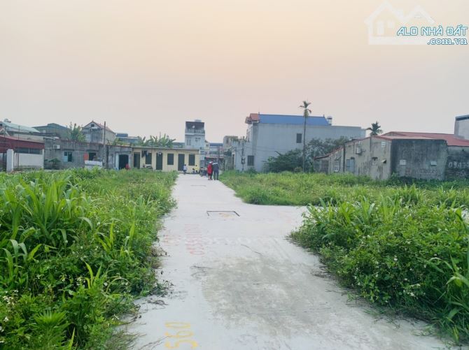 Ms Linh-Siêu đẹp lô đất Mỹ Tranh, Nam Sơn, An Dương ngõ ô tô giá chỉ hơn 1 tỷ - 2