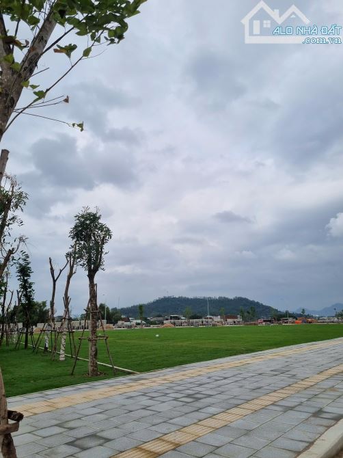 Quy Nhơn Iconic: Biểu Tượng Sống Đẳng Cấp & Cơ Hội Sinh Lời Bền Vững - 2
