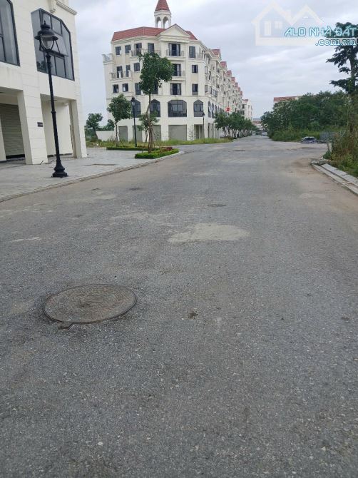 Bán căn liền kề Hinode Royal Park, 98m2, 4.5 tầng đường 17m2, vỉa hè rộng, văn phòng. - 2