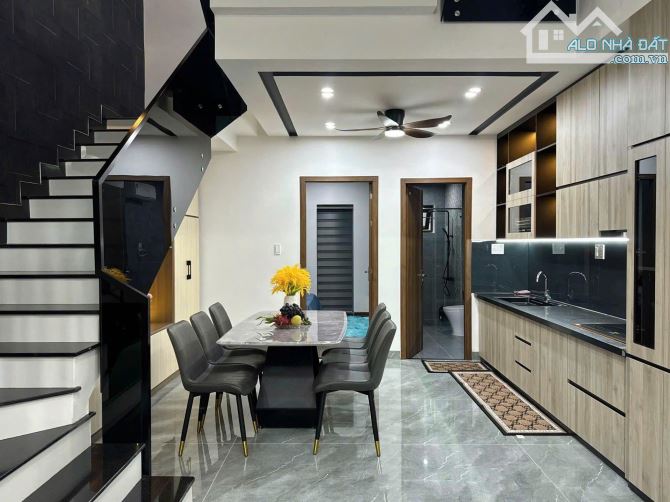 NHÀ PHỐ MỚI XÂY - TẶNG FULL NỘI THẤT - 2ty7 hẻm 8m - 2