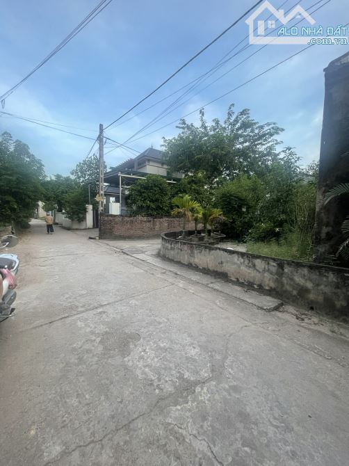 Chính chủ gửi bán 125,2m2 Bá Khê-Văn Giang-Hưng Yên  ✅ Lô góc siêu vip chia được 3 lô - 2