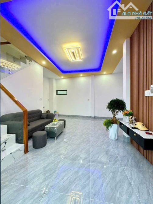 🍀🍀 BÁN NHÀ TRỆT LẦU MỚI ĐẸP - TẶNG FULL NỘI THẤT - LỘ Ô TÔ - KẾ BÊN TT.NINH KIỀU   👉 TẶ - 2