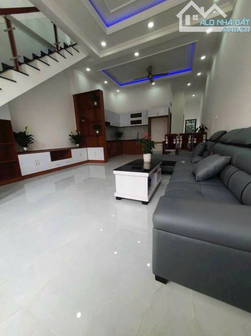 BÁN NHÀ HẺM 322 HUỲNH VĂN LŨY PHÚ LỢI. DT  5×20M TC 60M. GIÁ 4.2TỶ - 2