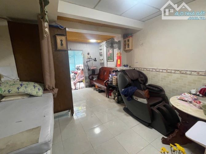 HẺM Ô TÔ - NGAY BÙI HỮU NGHĨA - 33M2 - NHỈNH 4 TỶ - 2