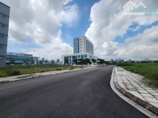 LÔ ĐẤT 407M2 LÔ 26BC TUYẾN 3 LÊ HỒNG PHONG NGAY LƯNG MDM   - Dtmb: 407m2 (14 × 29). - Hướn - 2