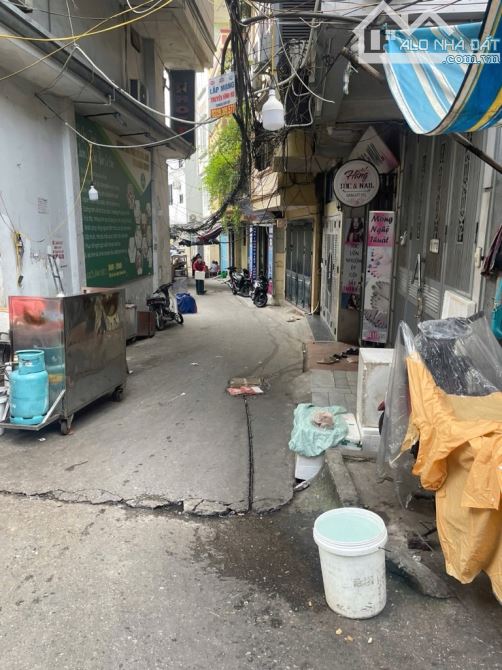 Bán nhà trần khát chân 2 tầng ngõ thông 10M ô tô tránh hai bà trưng - 2