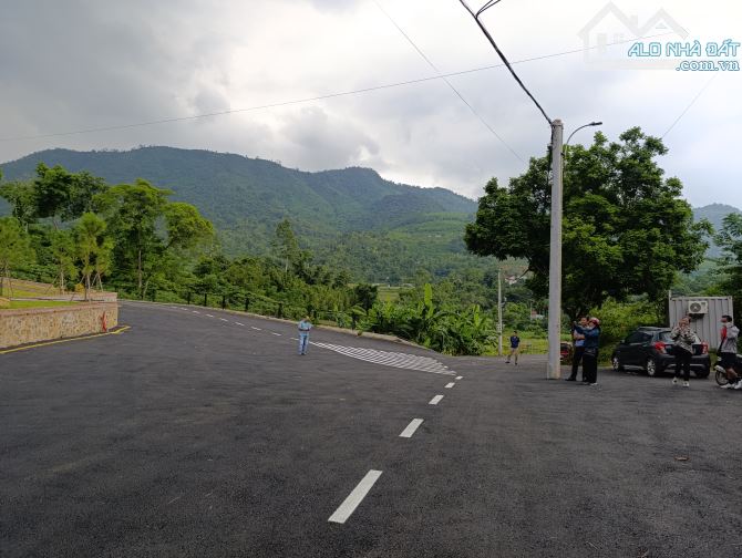 Lãi ngay phân lô Phú Mãn, Quốc Oai, 250m2, ô tô tránh, view Hồ, full hạ tầng, giá 2.3 tỷ - 2