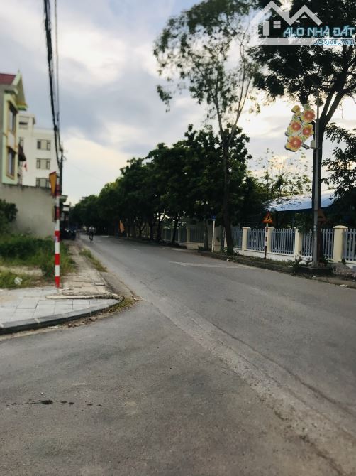 ĐẤT NỀN ĐÀI BI UY NỖ, Ô TÔ ĐỖ CỬA VÀI BƯỚC RA TRỤC ĐƯỜNG CHÍNH Ô TÔ TRÁNH - 2