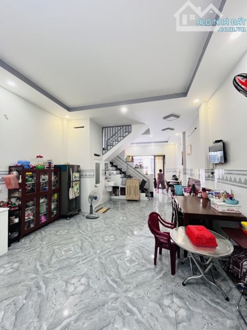 1/ TÂN HÒA ĐÔNG - BÌNH TÂN, 3 TẦNG TẶNG NỘI THẤT, 67M2, GIÁ CHỈ NHỈNH 6 TỶ - 2