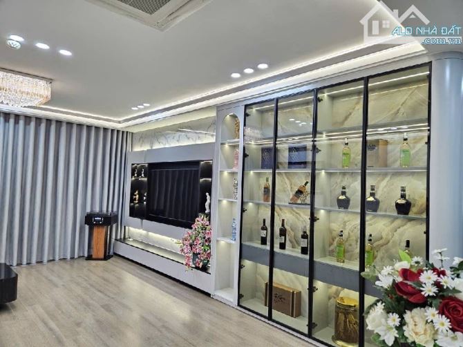 CĂN HỘ CAO CẤP FLC CẦU GIẤY 116M 3 NGỦ 2 WC GIÁ 15 TỶ - 2