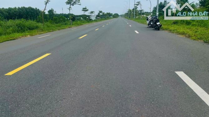 MẶT TIỀN TL997 ĐẤT ĐỎ.BRVT ĐƯỜNG LỚN RỘNG 22M ĐI THẲNG RA BIỂN LỘC AN - 2