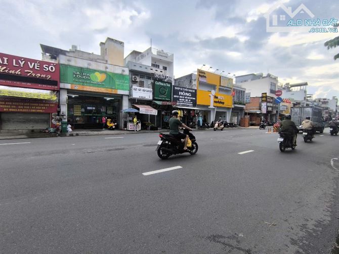 Bán Góc 2MT Phan Văn Trị, P10, Ngay CItyLanh, DT: 4.1x15 Nở hậu 6 cn 71m2 GIÁ 13.3 TỶ TL - 2