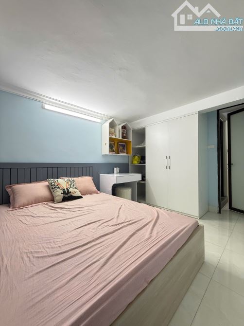 Bán Nhà Hòa Bình 23M x 5T Chỉ 6,45 Tỷ. Lô góc, 2 thoáng, full nội thất - 2