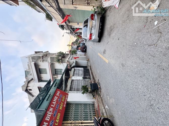 9,35 tỷ - 60m2 ĐẤT THỔ CƯ - THÔNG SỐ HOA HẬU - TRƯỚC NHÀ 2 Ô TÔ TRÁNH - NGÕ THÔNG KD - 2