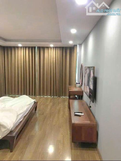 VIỆT HƯNG – LONG BIÊN – 46M² – 9.29 TỶ – LÔ GÓC – Ô TÔ 7 CHỖ VÀO NHÀ – 6 TẦNG THANG MÁY NỘ - 2