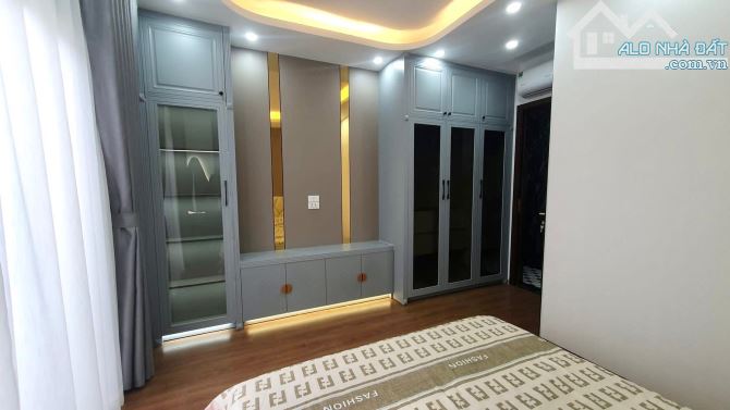 Nhỏ Xinh Đội Cấn, Bagac Vào Nhà, 7T Thang Máy, Full Nội Thất, 34m2 MT 6.2M Chào 8.5 Tỷ - 2