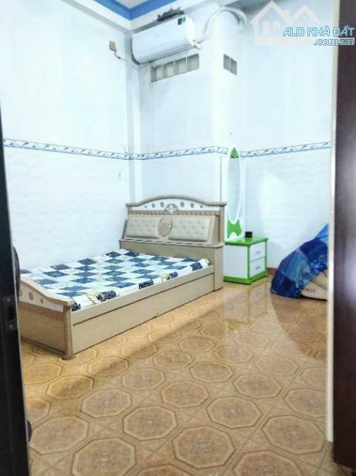 NHÀ 3 TẦNG TÂN HÒA ĐÔNG KẾ QUẬN 6 ĐƯỜNG NHỰA 10M - 2