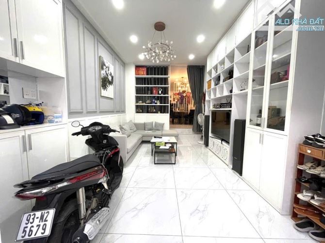 Nhà đẹp Trường Sa – Quận 3 | Ngang 4m | 50m  | 3 tầng | Full nội thất | 14.8 tỷ TL ✨ - 2