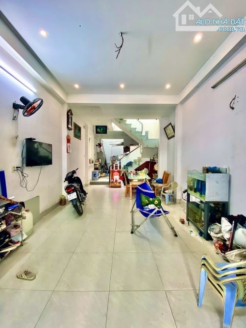 CƠ HỘI VÀNG- HẺM 8M THÔNG- NGAY CHỢ - GẦN AEON- KHU DÂN TRÍ CAO- 6,48TỈ TL - 2
