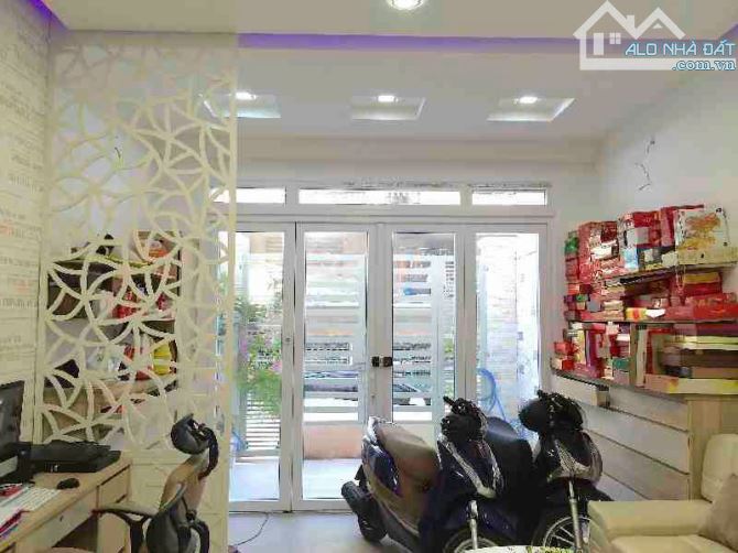HXH BÀ HOM, NGANG 6,3M X 14M X 4 TẦNG, QUẬN 6, CHỈ NHỈNH 9 TỶ TL - 2