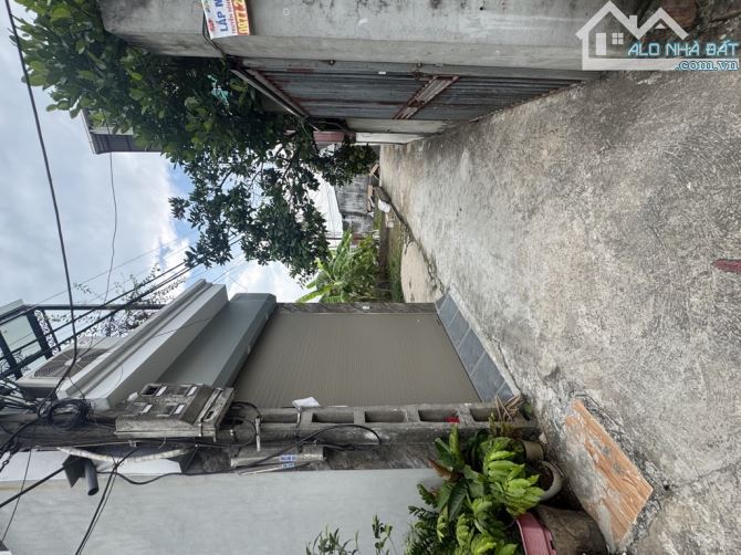 Ô TÔ VÀO ĐẤT - VÀI BƯỚC RA Ô TÔ TRÁNH -DT= 47m2 TRƯỜNG CHỢ CHỈ VÀI BƯỚC - 2