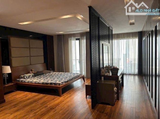 Giảm 1.5 tỷ giá bán đất Biệt thự nhà vườn Thạch Bàn, 4 tầng Lô góc 110m2 - 16.x tỷ - 2