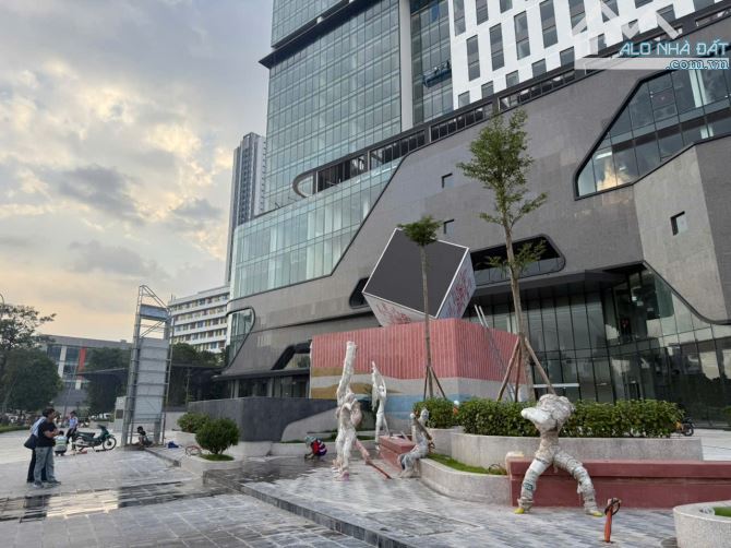Cho thuê shophouse tầng 1 Goldmark city Rox tower 73 m2, giá 33 usd/m2 - 2