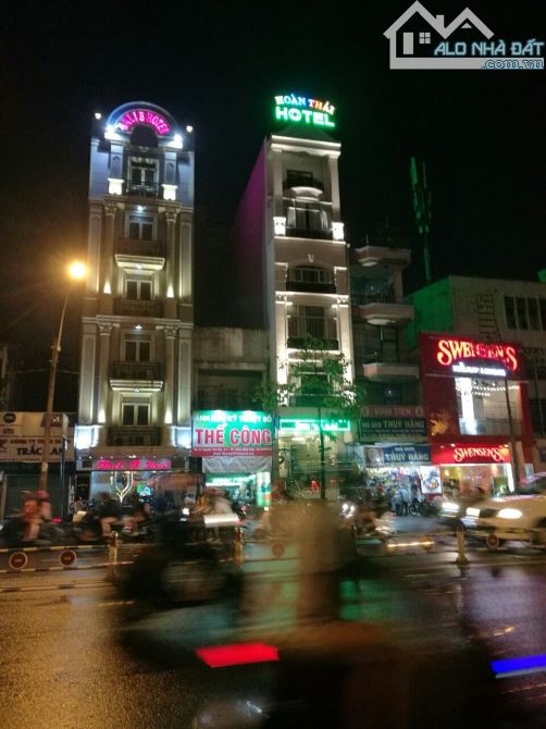 Siêu Vị trí- Bán Nhà MT Đường  Sư Vạn Hạnh Quận 5 DT: 9 x 25m 3 lầu Đối Diện AN ĐÔNG Plaza - 2