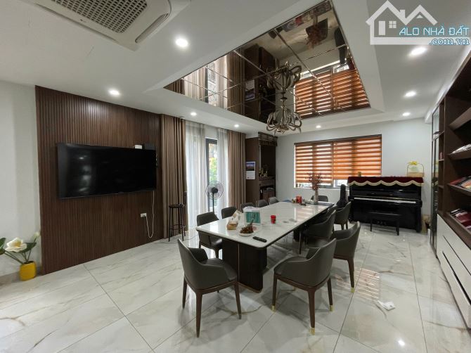 Cho thuê BT Hoàng Quán Chi dt 200m, 4 tầng, 55tr/th - 2