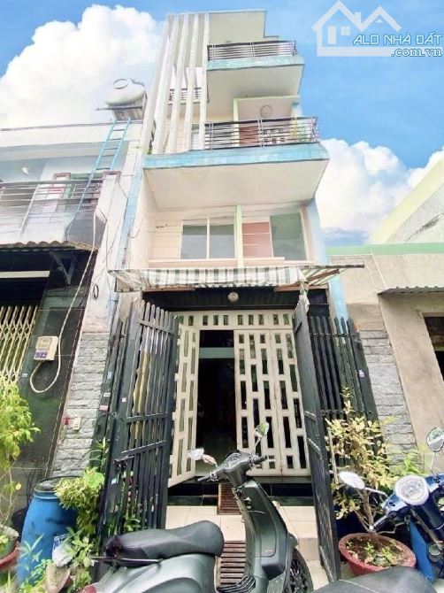 CHỈ 5.5TỶ CÓ NGAY NHÀ SIÊU ĐẸP 4 TẦNG - HẺM OTO- HƯƠNG LỘ 2- BÌNH TÂN-4M*13M - 2