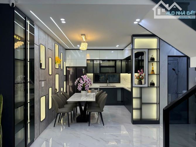 Kẹt Tiền Cần Bán Nhanh Căn Nhà 1 Trệt 2 Lầu Ngay Trung Tâm Tp TDM - Bình Dương - 2