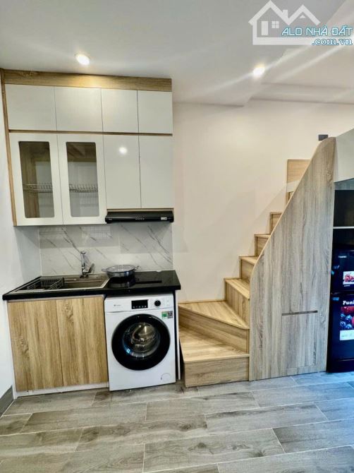 Bán CCMN Nguyễn Trãi, Sát vách Đại Học Khoa Học Tự Nhiên, 60m2x6T, Giá 18.8 tỷ, 10p KK - 2