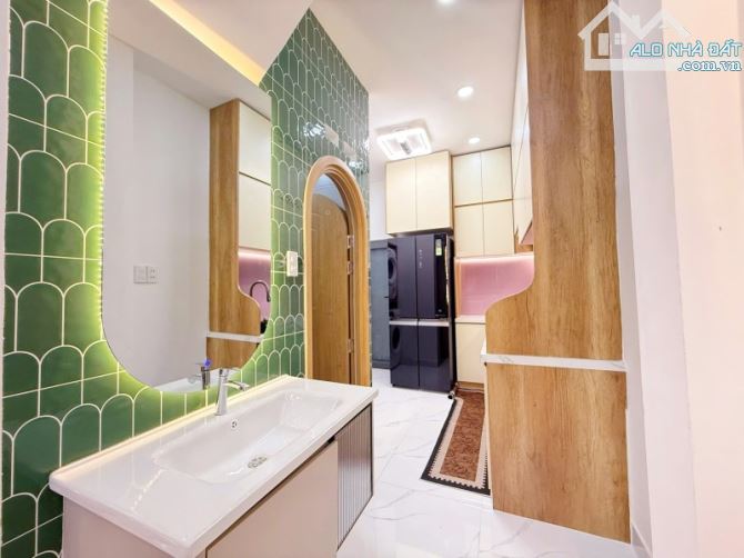BÁN NHÀ 2PN FULL NỘI THẤT – PHAN XÍCH LONG – 26M2 – 2 TẦNG – P2 PHÚ NHUẬN – 5.7 TỶ - 2