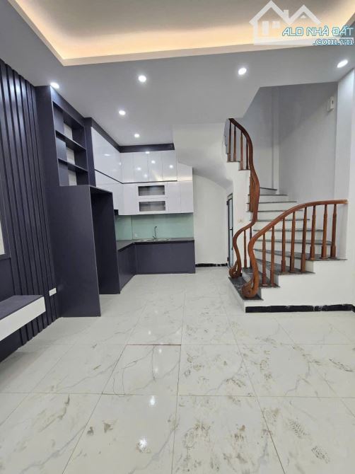HOT – BÁN NHÀ TẢ THANH OAI – 40m² X 4 TẦNG – GIÁ 5,5 TỶ - 2