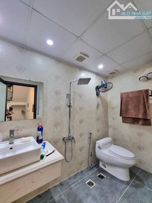 Nhà Cạnh Nhà Hát lớn 140M2 75 Tỷ Lô Góc 3 Mặt Thoáng Ô TÔ Tránh Đỗ SDCC - 2