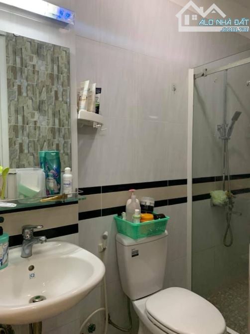 🔥🔥 NGANG LỚN 4,6M, CMT8, 4 TẦNG, 3 PHÒNG NGỦ, 5m RA HẺM OTO. GIÁ: 6 TỶ🔥🔥 - 2