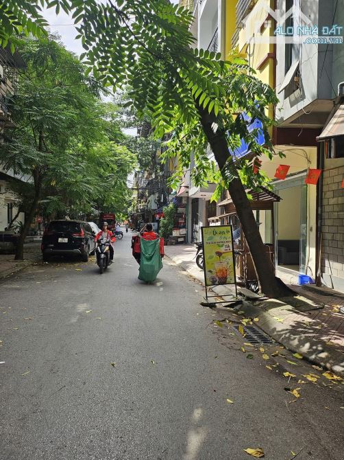 Vĩnh Phúc 52m2 - Vỉa Hè Rộng, Ô tô Tránh Đỗ - Kinh Doanh - 2