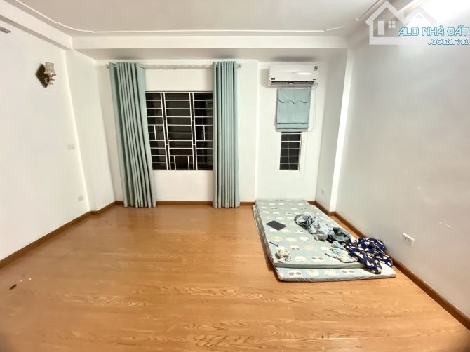NHÀ ĐẸP THÔNG CÁC NGẢ, QUANG TRUNG, LÊ TRỌNG TẤN, HÀ ĐÔNG, 5 TẦNG, 3 NGỦ, ĐỦ CÔNG NĂNG - 2