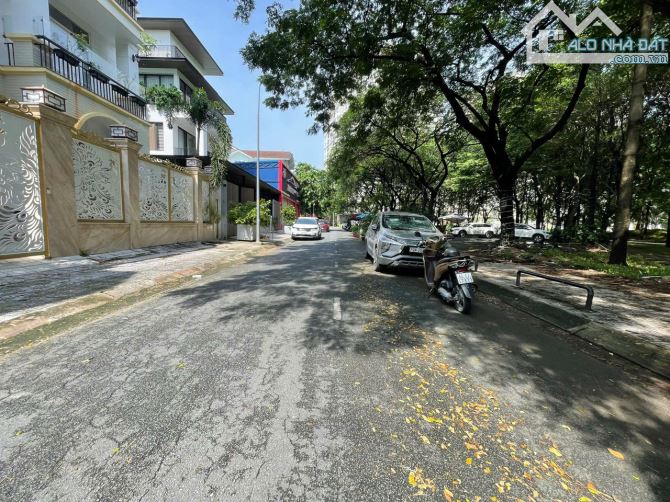 Bán 400m2 đất ở, góc 2 mặt tiền đường Diệp Minh Tuyền - Út Trà Ôn - KDC Gia Hòa, Quận 9. - 2