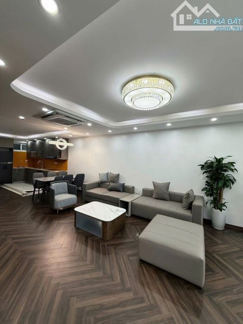 Bán CH CC văn phòng trung ương đảng 260 Đội Cấn, 90m2, 3N,2WC, giá 8.68 tỷ - 2