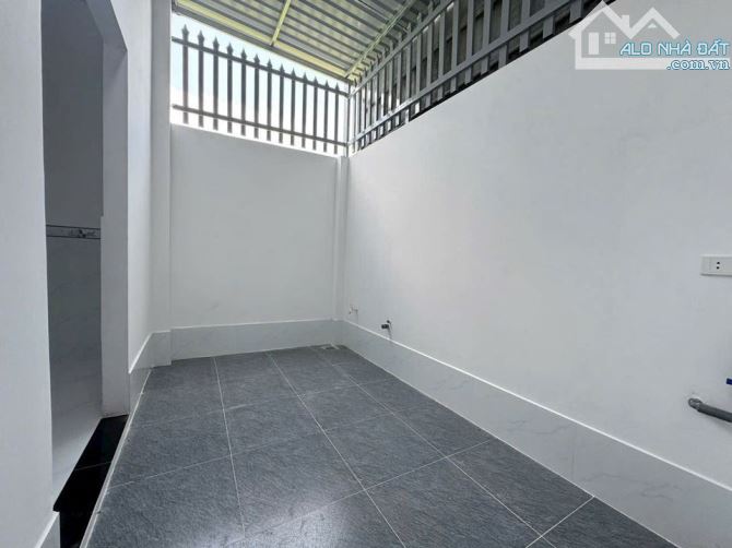 Bán gấp căn nhà ở Đ. Lê Thị Sắc , Tân Phú Trung 116,6m2 SHR giá 910tr - 2