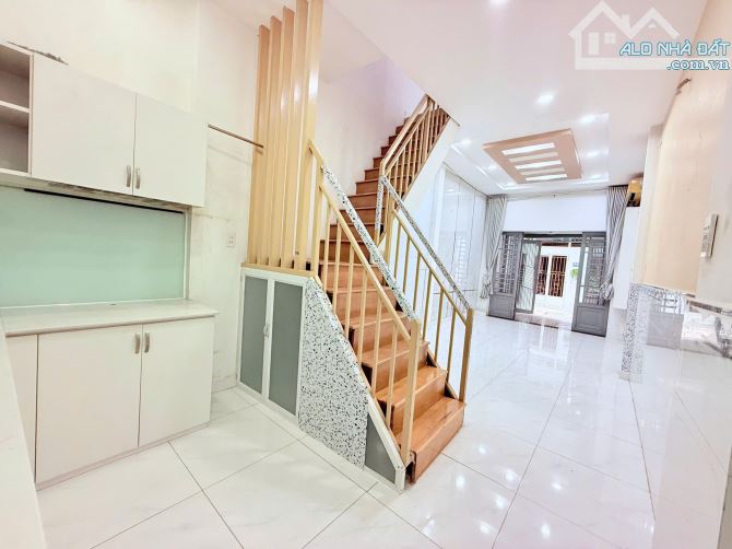 NHÀ MỚI 2 TẦNG – GẦN 40M2 – 20M RA Ô TÔ – SÁT CHỢ TÂN TRỤ – CHỈ 4.1 TỶ - 2