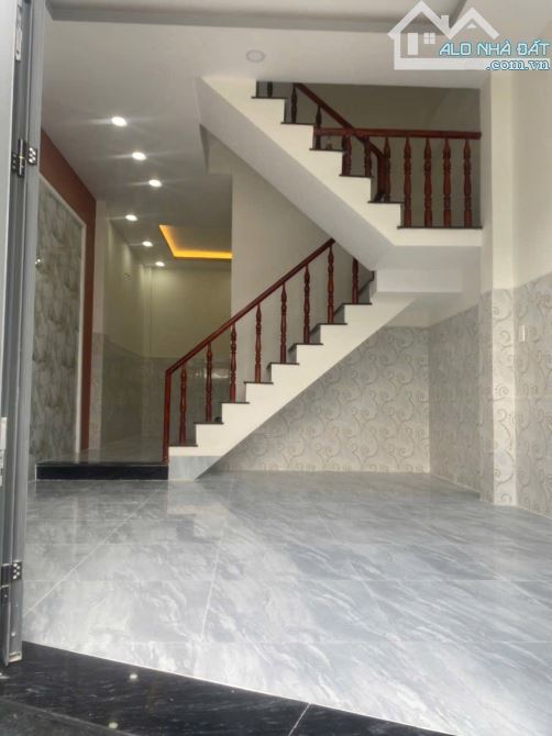 Nhà MTKD gần cầu Lò Gốm, dt 4.3x10 4tầng sân thượng giá 7tỷ tl. - 2