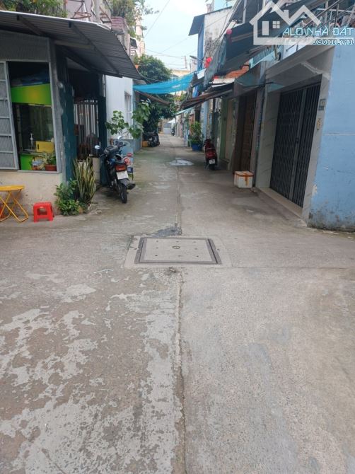 1 ĐỜI CHỦ BÁN NHÀ MT THỤT CĂN GÓC HXH – CÁCH MT HẬU GIANG 30M – NỞ HẬU ĐẸP - 2