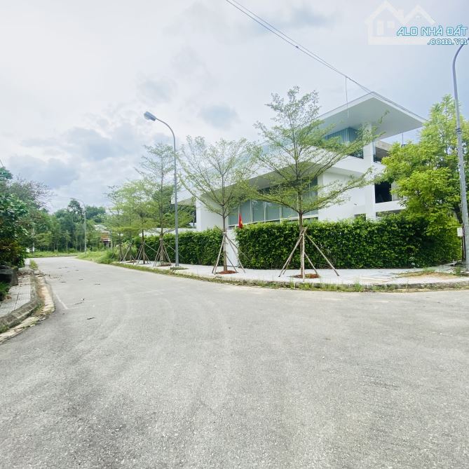ĐẤT ĐẸP KQH CẦU LIM, HUẾ(270m|Ngang11m|Đường13,5m)Chỉ 18,x tr/m2 - 2